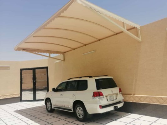 مظلات سيارات