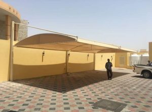 مظلات سيارات