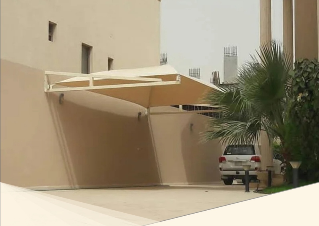 مظلات سيارات