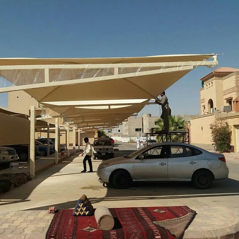 مظلات سيارات